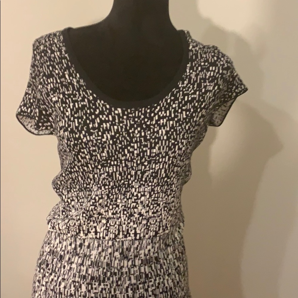 Black and white knit dress